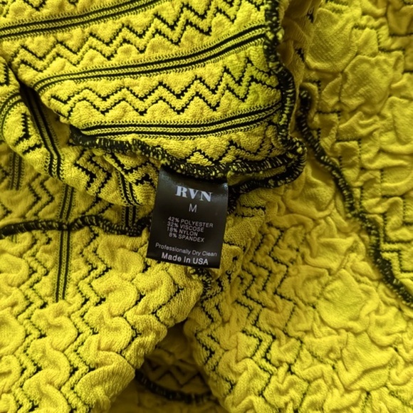 NWOT RVN Chevron Jacquard Square Neck Flare Skater Dress Black Yellow Women’s M - Picture 6 of 10